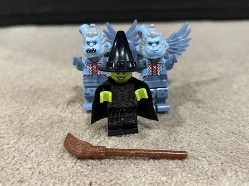 LEGO Flying Monkeys and Wicked Witch mini-figures 70917