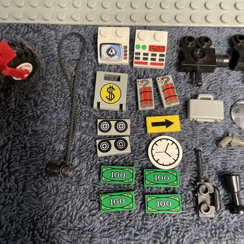 LEGO Studios 1352 Explosion Studio 100% Complete Good Condition