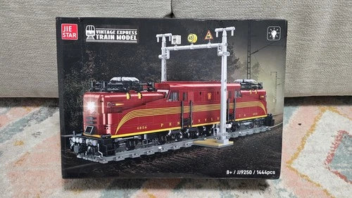 Building Brick GG1 Locomotive - Building Block Toy Gift