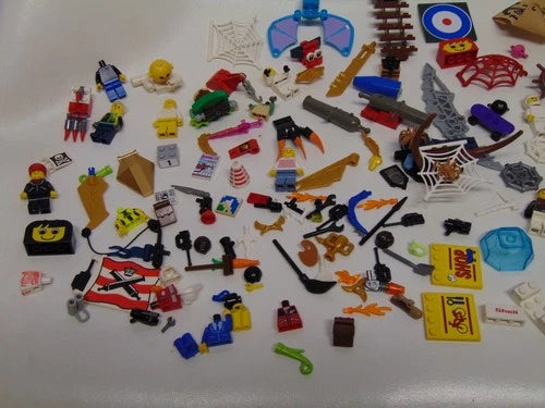 Big Lot legos minifigs Battery Operated Ninajo Start Wars Spider Man Platforms
