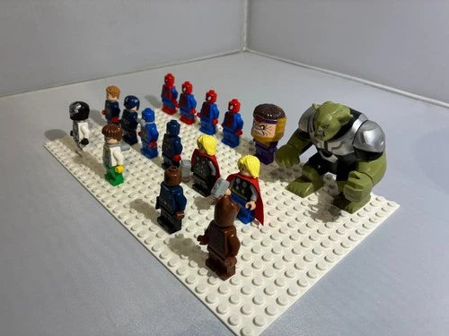 Lego minifigures lot of 16 Marvel characters