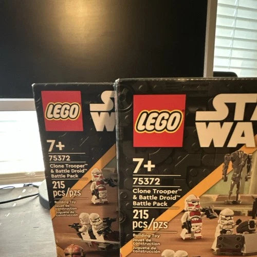 LEGO Star Wars 75372 Clone Trooper & Battle Droid Battle Pack misprint Box