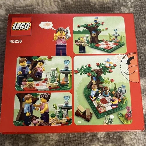Lego Romantic Valenite Picnic Building Set (NEW)