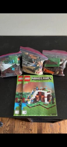 The waterfall base - Minecraft lego set Fully Complete Set With Box