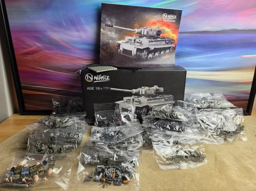 Military Tank Building Blocks (2) - Nifeliz Tiger & Dovob Bradley M2 Tank -New