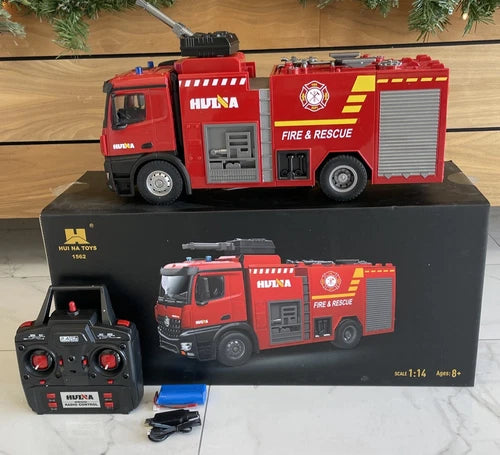 HUINA TOYS 1:14 RC 2.4Ghz 1562 Pro Box Water Spray Fire Truck Radio Sound - NEW