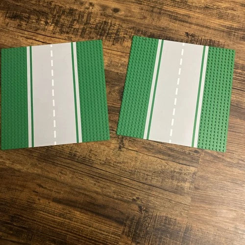 2 Straight Road Plates Green and 3 curves