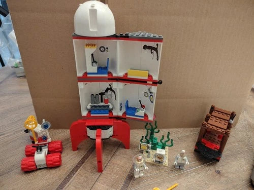 MEOW Set 3831 SpongeBob Rocket Ride 99.99% Complete With 3 Minifigures