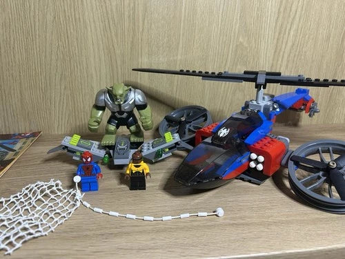 MEOW Marvel Super Heroes 76016 Spider-Helicopter Rescue Complete No Box or MJ