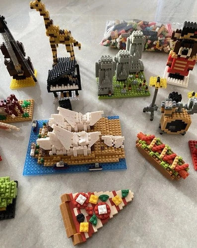 Lot Of Nanoblock 20 Sets Hello Kitty Banyan Tree Sydney Opera House Moai Statues