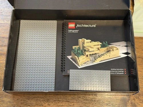 MEOW Architecture: Fallingwater (21005) Original Box - Missing 2 Pieces