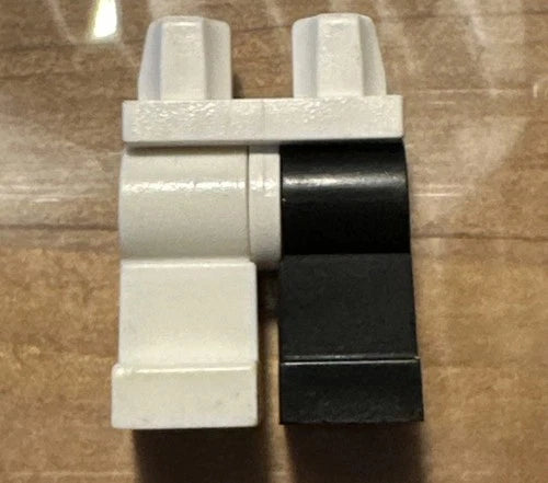 LEGO Two-Face bat004a White Hips 7781 BATMAN I 2006 Two Face's Escape Very Rare