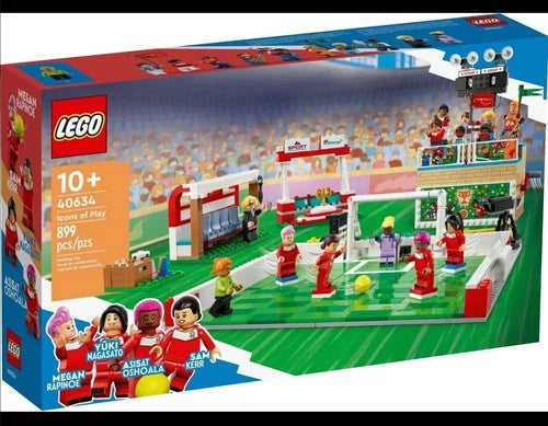 MEOW 40634 ICONS OF PLAY WOMANS FOOTBALL (soccer) New