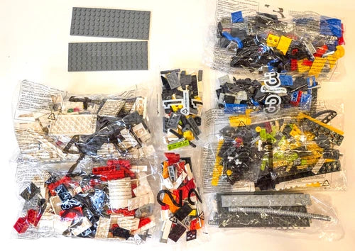 Lego 8147 Racers: Bullet Run *NEW, 100% Complete, Tiny Turbos
