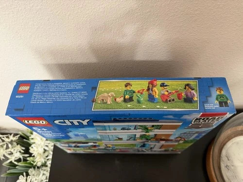MEOW City 60291 Family House Complete Set 388 pcs Road Plates Included Age 5+