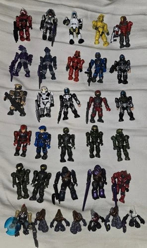 Mega Bloks Construx Halo Lot of 32 Figures Mini Figures + Accessories B1