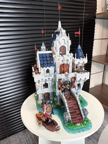 MOC Lion Castle Modular Building Blocks Decor set toys christmas gift 3967 pcs