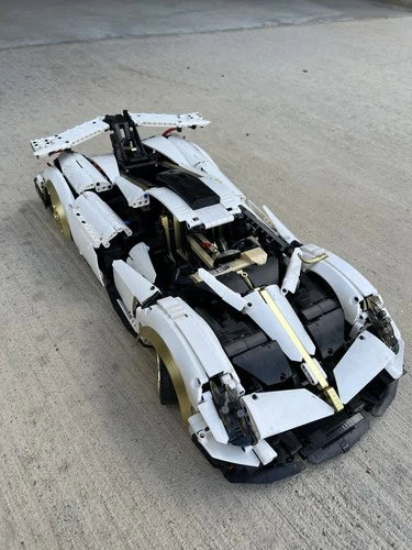 Pagani Huayra R EVO White Gold 1:8 Technic Supercar Building Blocks Set