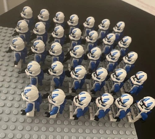LEGO Star Wars 501st jet pack trooper 75280 lot (33)