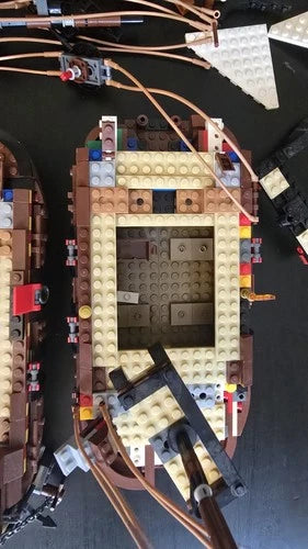 LEGO Creator 3-in-1 31109 Pirate Ship - 2x Incomplete Hulls / Parts Lot +4 Mini