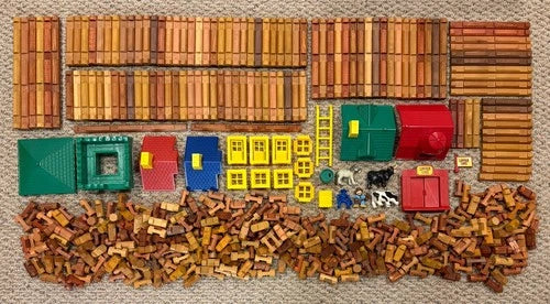 Vtg Lincoln Logs Huge Lot 420+ Extra Pieces- Roofs Windows Figures 4 3 2 Notch