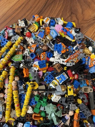 MEOW minifigures part lot Star Wars, city, friends, supe