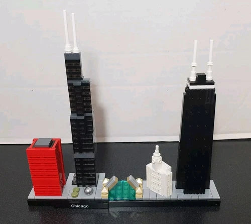 LEGO Architecture Chicago (21033) 100% Complete - AUTHENTIC GENUINE REAL LEGO