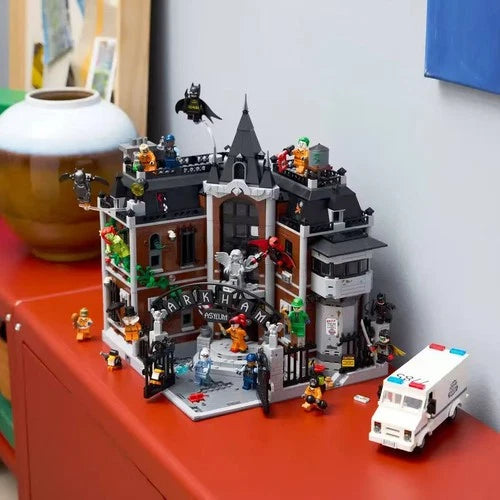 2953pcs Arkham Asylum Building Blocks MOC 76300 Hero Series Brick Model Toy