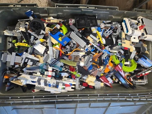 Lego Bulk Lot Sold By Weight. Assorted Components, incomplete sets etc READ DESC