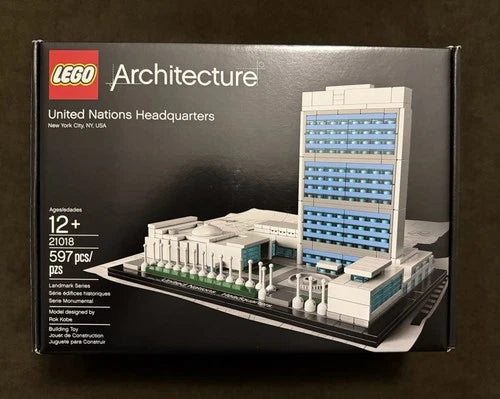 LEGO Architecture United Nations Headquarters 21018 New York Landmark Retired