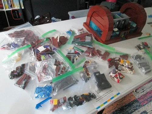 BUILDMOC Krusty Krab Restaurant AS IS building blocks Spongebob Build MOC Used