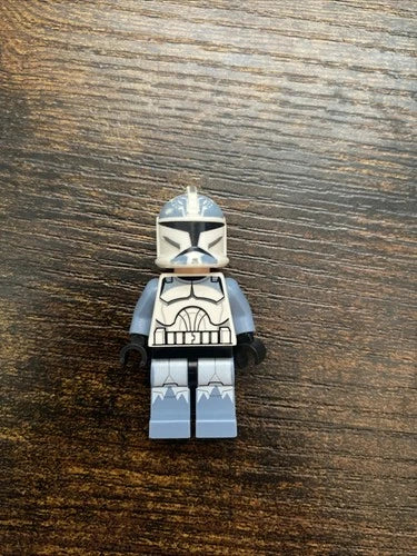 LEGO Star Wars Minifigure SW0331 Wolfpack Phase 1, Cracked torso