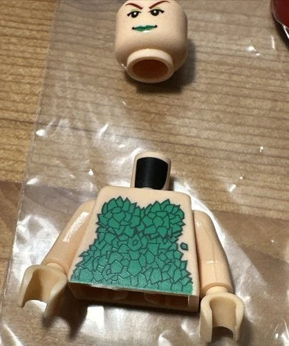 LEGO® Minifigure Batman bat018 - Poison Ivy 2006 Minifigure New 10/10 Condition