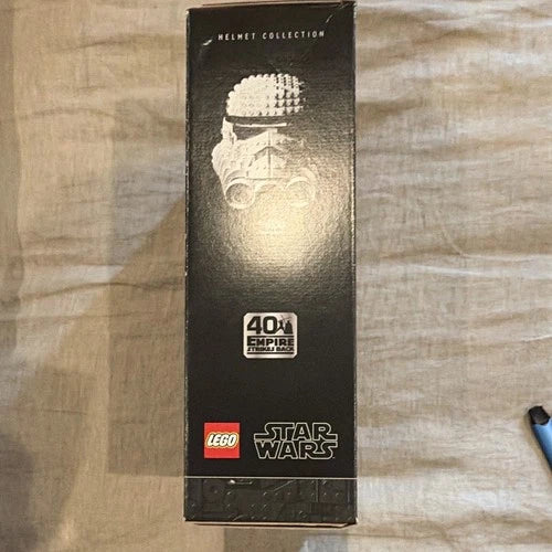 LEGO Star Wars Stormtrooper Helmet 75276 Set 647 pcs 18+ Display Stand