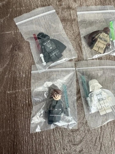 MEOW Star Wars Minifigure Lot. No cracks on any of the figs. Comes as shown