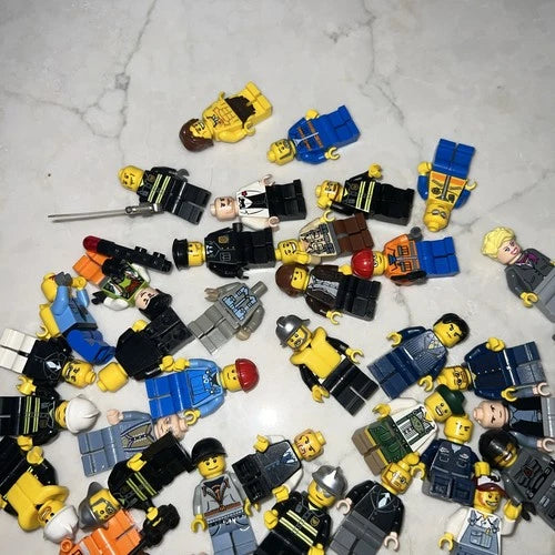 LEGO Minifigs Large Lot 60