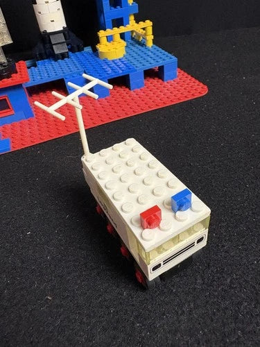 1973 Lego 358 LEGOLAND Space Classic Rocket Base