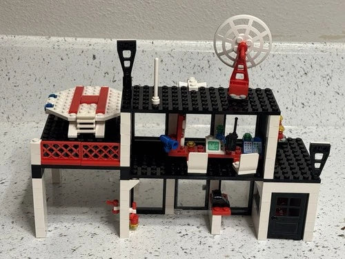 LEGO Town: Police Command Base (6386) Missing Pieces* Vintage Retired
