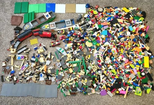 LEGO 21 lb Big Bulk Lot Collection Parts and Pieces City Ships Harry Potter