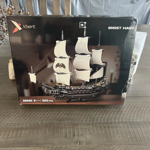 Ghost Mary Pirate Ship 1055 PCS - Spectacular Model Kit for Adults \[Brand New\]