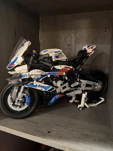MEOW TECHNIC: BMW M 1000 RR (42130)