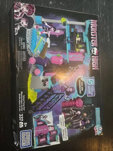 Monster High School Fang Out Set Retired Rare