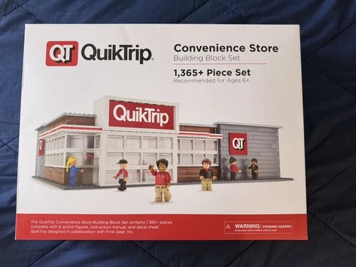 QuikTrip Convenience Store Building Block Set 1,365+ pcs 6 Figures
