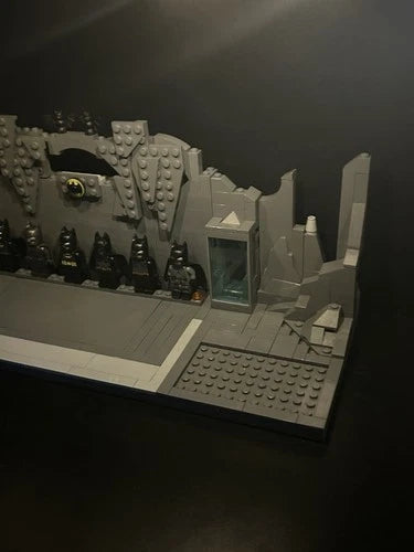 MEOW Batman DC MOC Batcave Custom Batcave Display