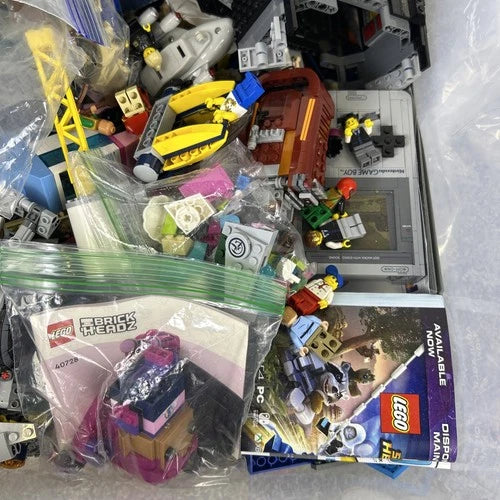 MEOW Mixed Lot Incomplete Sets Star Wars Batman Nintendo Gameboy Minifigs