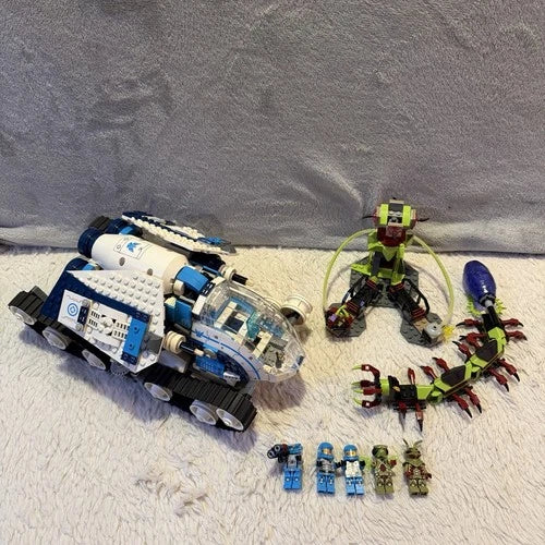 LEGO Galaxy Squad 70709 Galactic Titan With Minifigures No Box Incomplete READ