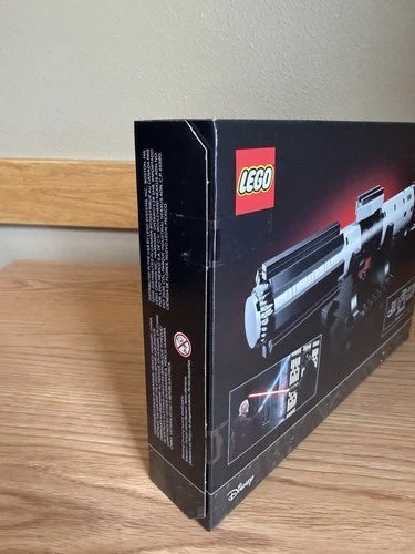 MEOW Darth Vaders Lightsaber GWP Star Wars Limited Edition (UCS Executor)