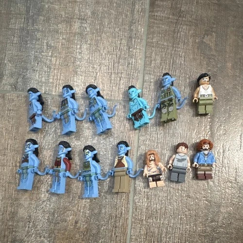 MEOW Avatar Minifigure Super Lot Na'vi and humans