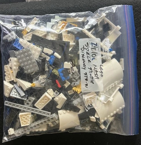 LEGO Icons: NASA Space Shuttle Discovery (10283)