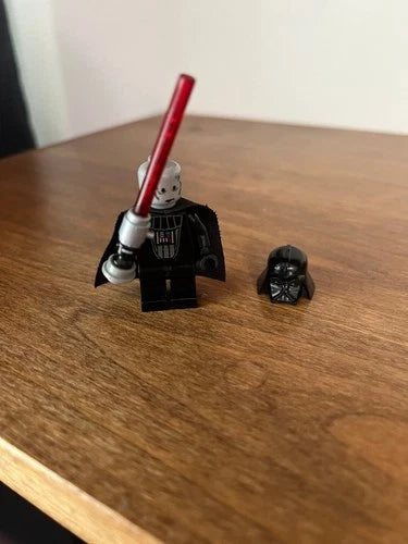 MEOW DARTH VADER w/ Light-up Lightsaber 7263 - battery was recently replaced